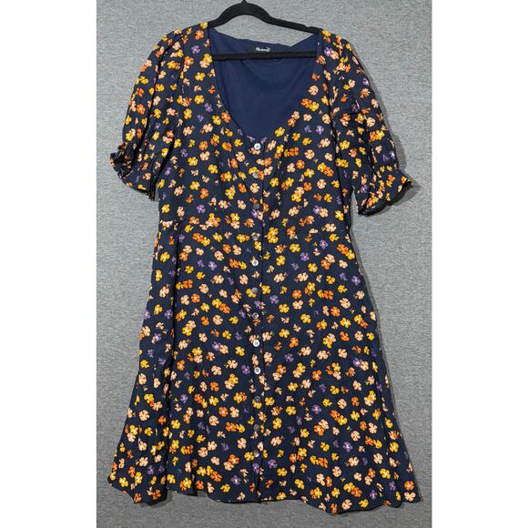 Madewell | Women's Happy Hibiscus Smock Sleeve Floral Button Down Dress  | 4 - Picture 1 of 5